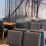 & Am Park Hotel 5*