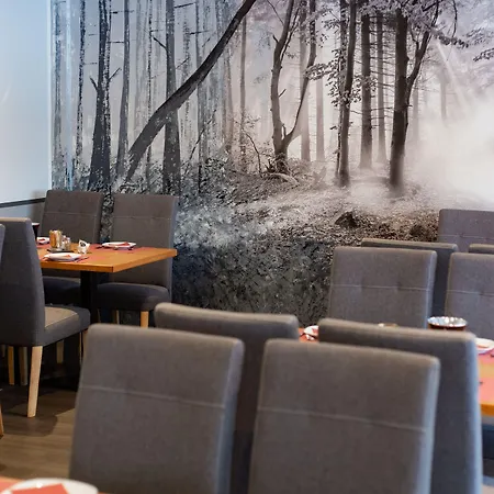 & Am Park Hotel 5*